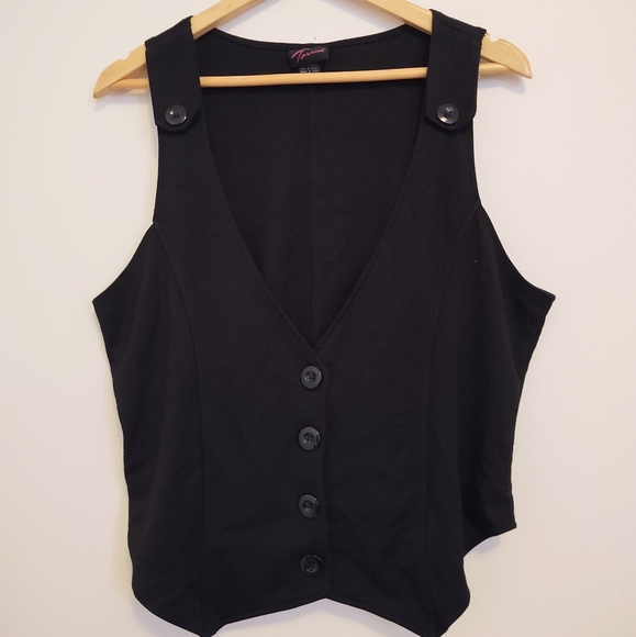 torrid Jackets & Blazers - Black 3 Button Vest